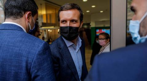 Casado cree que Sánchez es Casado cree que Sánchez es