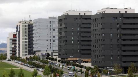 Vecinos de Lezkairu piden semáforos, radares y control de velocidad Vecinos de Lezkairu piden semáforos, radares y control de velocidad