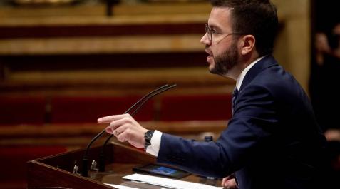 Aragonès, en el Parlament. Aragonès, en el Parlament.
