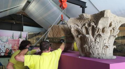 Navarra cede 52 piezas y documentos al Museo Arqueológico de Bilbao Navarra cede 52 piezas y documentos al Museo Arqueológico de Bilbao