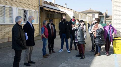 Carcastillo traslada a la comisión de Educación las necesidades del colegio Carcastillo traslada a la comisión de Educación las necesidades del colegio