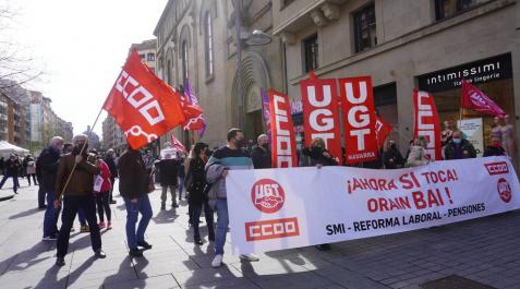 UGT y CC OO se movilizan por la subida del SMI y contra la reforma laboral UGT y CC OO se movilizan por la subida del SMI y contra la reforma laboral