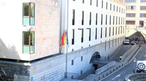 Educación ofrece autobuses gratis y libera docentes para llenar su jornada de Skolae Educación ofrece autobuses gratis y libera docentes para llenar su jornada de Skolae