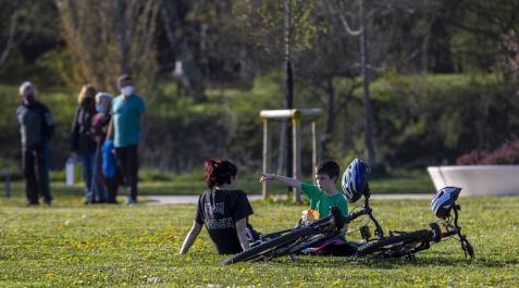 Imágenes de la llegada de la primavera a Navarra Calor y temperaturas agradables en los primeros día de la primavera en Pamplona.