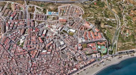 Muere una niña de 7 años tras caerle encima una estructura metálica en Estepona Muere una niña de 7 años tras caerle encima una estructura metálica en Estepona