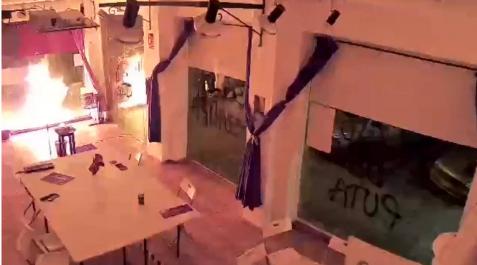 Iglesias denuncia un ataque con explosivos Iglesias denuncia un ataque con explosivos