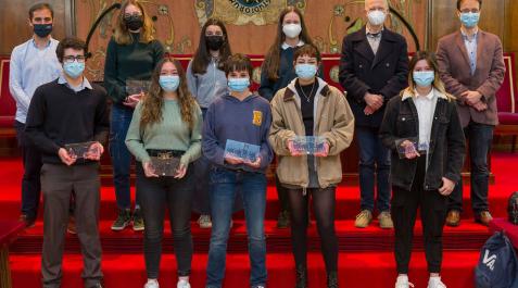 Ganadores y finalistas de las tres categorías de la Olimpiada de Filosofía de Navarra Ganadores y finalistas de las tres categorías de la Olimpiada de Filosofía de Navarra