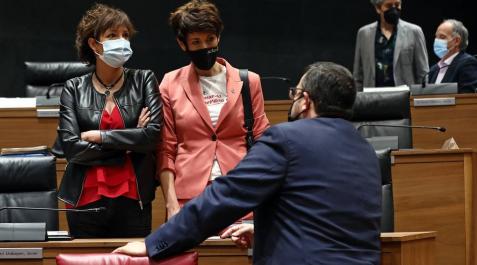 El Parlamento de Navarra modifica la ley que hizo dimitir a Manu Ayerdi El Parlamento de Navarra modifica la ley que hizo dimitir a Manu Ayerdi