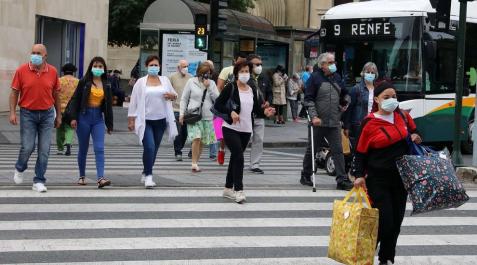 Alrededor de 1.200 personas, confinadas por ser contactos directos del brote de Mendillorri Alrededor de 1.200 personas, confinadas por ser contactos directos del brote de Mendillorri