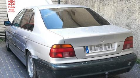 Detenido por circular con matrícula falsa, sin carné, en toque de queda y con una orden de ingreso en prisión Detenido por circular con matrícula falsa, sin carné, en toque de queda y con una orden de ingreso en prisión