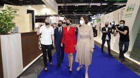 Maroto visita el stand de Navarra en Fitur y alaba su modelo turístico Maroto visita el stand de Navarra en Fitur y alaba su modelo turístico