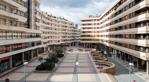 Cuatro detenidos tras acuchillar a un hombre y robarle el móvil en Tudela Cuatro detenidos tras acuchillar a un hombre y robarle el móvil en Tudela