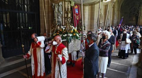 Galería de fotos de la celebración del Corpus Christi, este año sin procesiones en las calles
