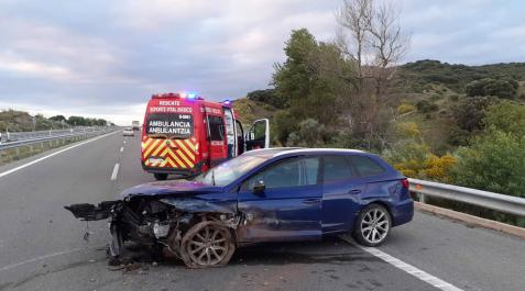 Estado en el que ha quedado el coche tras el accidente. Estado en el que ha quedado el coche tras el accidente.