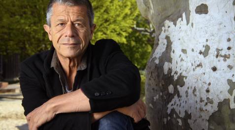 El escritor y periodista francés Emmanuel Carrère es el Premio Princesa de Asturias de las Letras 2021. El escritor y periodista francés Emmanuel Carrère es el Premio Princesa de Asturias de las Letras 2021.