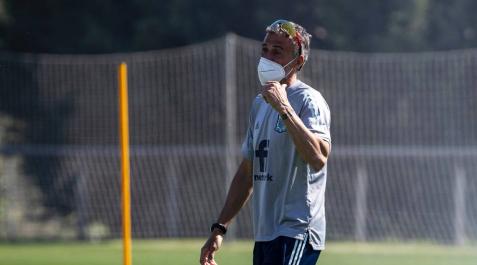 Los futbolistas de la Roja dan negativo en las PCR de la UEFA Los futbolistas de la Roja dan negativo en las PCR de la UEFA
