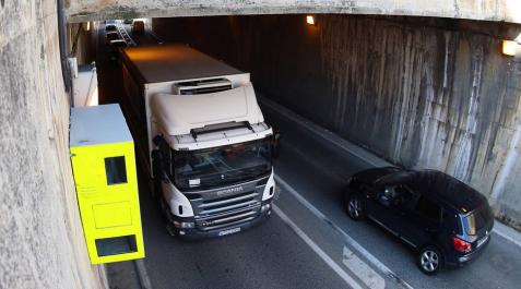 Pamplona circula a una media de 42 kilómetros/hora según los radares