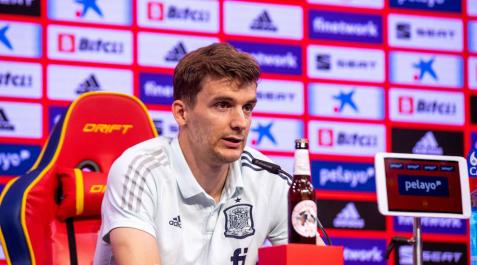 Diego Llorente: