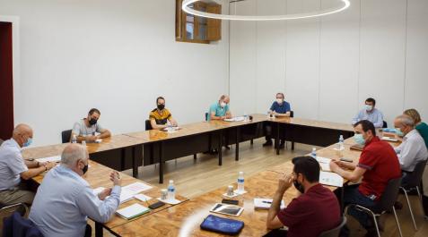 Reunión mantenida en el Palacio de Navarra, con alcaldes de la zona.