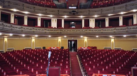 Navarra amplía el aforo de la cultura y las bodas y el horario de peñas y sociedades