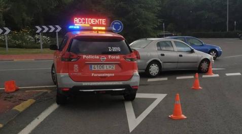 La Policía Foral atiende un accidente en Huarte.