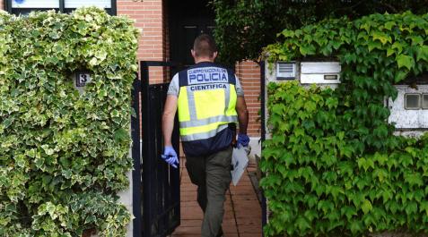 Una mujer muere en Valladolid tras ser apuñalada presuntamente por su esposo