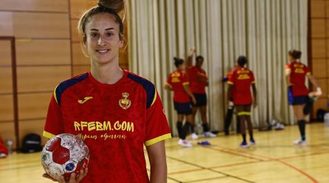 Pena, en la final de la Copa de la Reina del 2007 con el Itxako Pena, en la final de la Copa de la Reina del 2007 con el Itxako