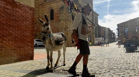 El periodista Sergio García relata en una serie las aventuras y desventuras que vive en cada una de las etapas como peregrino en el Camino de Santiago El periodista Sergio García relata en una serie las aventuras y desventuras que vive en cada una de las etapas como peregrino en el Camino de Santiago