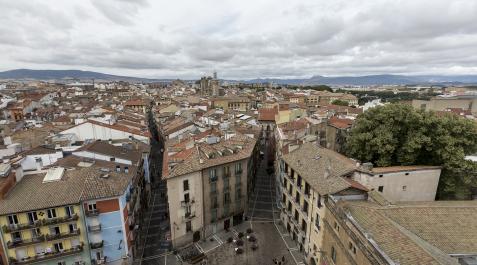 Séptimo centenario de la Navarrería Una parte del barrio de la Navarrería, visto desde la Catedral