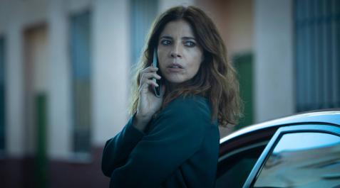 Maribel Verdú en una escena de Ana Tramel. El juego, que protagoniza junto con Unax Ugalde, Natalia Verbeke e Israel Elejalde Maribel Verdú en una escena de Ana Tramel. El juego, que protagoniza junto con Unax Ugalde, Natalia Verbeke e Israel Elejalde