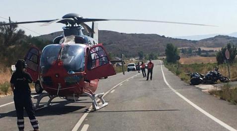 accidente-moto-aibar La Policía Foral investiga las causas del choque de una moto y un turismo en Aibar