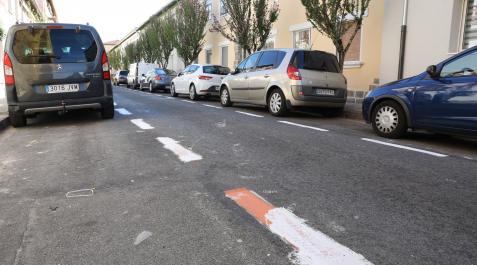 Sabotaje zona azul Txantrea Nuevo sabotaje en la zona azul de la Txantrea, con mil plazas pintadas de blanco