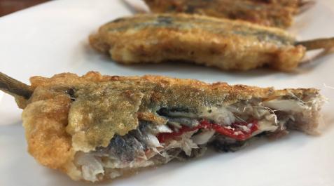 2017-1268092 Se puede hacer tanto como sardinas como con anchoas
