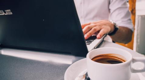 cen Los cursos serán por internet y los alumnos contarán con tutorías personalizadas
ANDRIYKO PODILNYK / UNSPLASH
26/10/2020