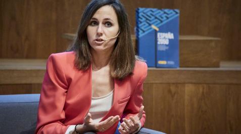 La ministra de Derechos Sociales y Agenda 2030, Ione Belarra, participa en una mesa redonda de 'Diálogos sobre el futuro: la Desigualdad y la Pobreza' en el Palacio del Condestable de Pamplona La ministra de Derechos Sociales y Agenda 2030, Ione Belarra, participa en una mesa redonda de 'Diálogos sobre el futuro: la Desigualdad y la Pobreza' en el Palacio del Condestable de Pamplona