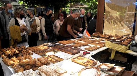 A. (33243610) Cuto Divino, puestos de artesanía y gigantes en las ferias de octubre 2021 en Tafalla