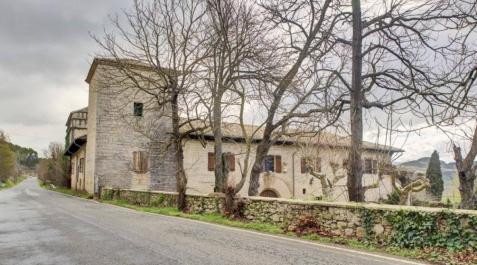 El palacio cabo de armería de Elio, a los pies de la peña de Etxauri, en el municipio de Ciriza El palacio cabo de armería de Elio, a los pies de la peña de Etxauri, en el municipio de Ciriza