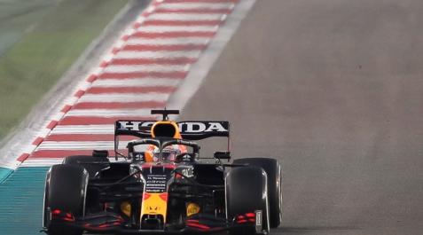 Max Verstappen (Red Bull), en el Gran Premio de Abu Dabi Max Verstappen (Red Bull), en el Gran Premio de Abu Dabi