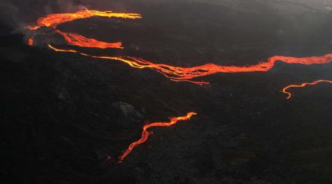 Vista aérea de la lava del volcán Cumbre Vieja Vista aérea de la lava del volcán Cumbre Vieja