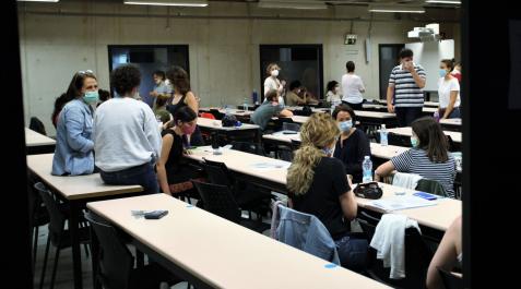 Asistentes a la última oposición docente en la UPNA Asistentes a la última oposición docente en la UPNA