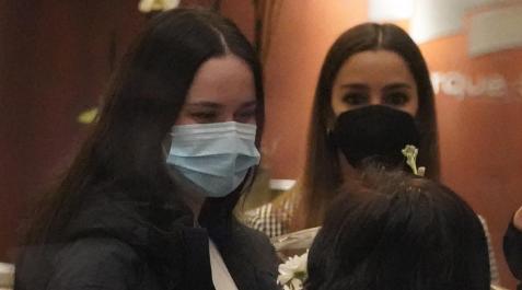 maria iborra forqué María Iborre Forqué, hija de Verónica Forqué, recibe el cariño de sus familiares y amigos durante el último adiós a su madre en el tanatorio de San Isidro