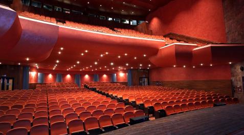 teatro gaztambide Escenario del Teatro Gaztambide