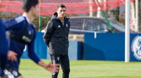 Bittor Alkiza en un entrenamiento de Osasuna Bittor Alkiza en un entrenamiento de Osasuna