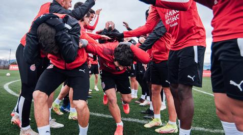 Girona Los jugadores del Girona hacen el