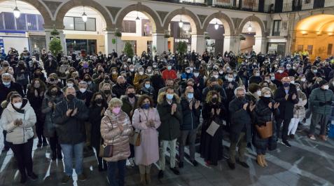 Instante de la concentración celebrada durante la tarde del miércoles en la plaza de los Fueros de Tudela Instante de la concentración celebrada durante la tarde del miércoles en la plaza de los Fueros de Tudela