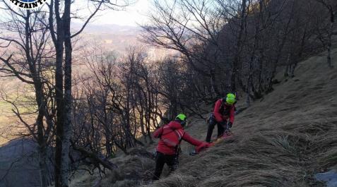Fallece un montañero de 39 años tras precipitarse al vacío en el monte Balerdi, en la cordillera de Arala Fallece un montañero de 39 años tras precipitarse al vacío en el monte Balerdi, en la cordillera de Arala