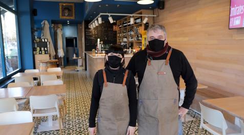kiliki taberna La cocinera Conchi Tres Amortegui y José Luis Elizondo, en el Kiliki Taberna