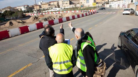 Un momento de la visita a las obras Un momento de la visita a las obras