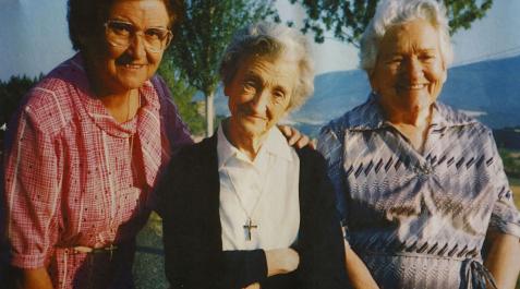 María Teresa Unzu, Camino Sanz Orrio y Concepción Arraiza Jaurrieta, las tres fundadoras de las Misioneras de Cristo Jesús en Javier María Teresa Unzu, Camino Sanz Orrio y Concepción Arraiza Jaurrieta, las tres fundadoras de las Misioneras de Cristo Jesús en Javier