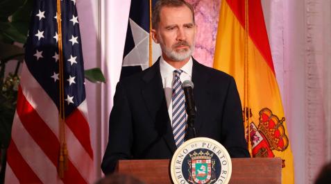 El rey Felipe VI da un discurso antes de la cena de gala en el Antiguo Casino, en el casco histórico de El Viejo San Juan este miércoles El rey Felipe VI da un discurso antes de la cena de gala en el Antiguo Casino, en el casco histórico de El Viejo San Juan este miércoles